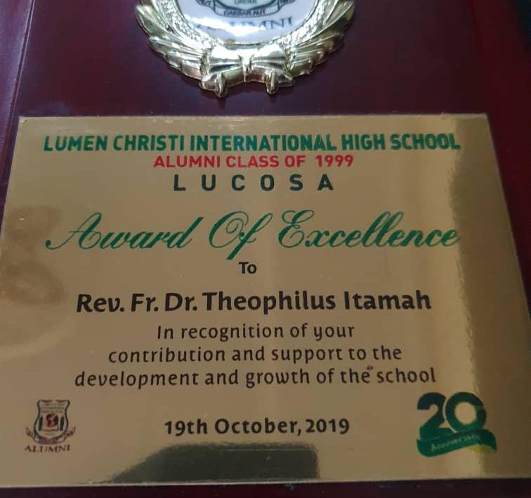 Award of Excellence by Lumen Christi Alumni