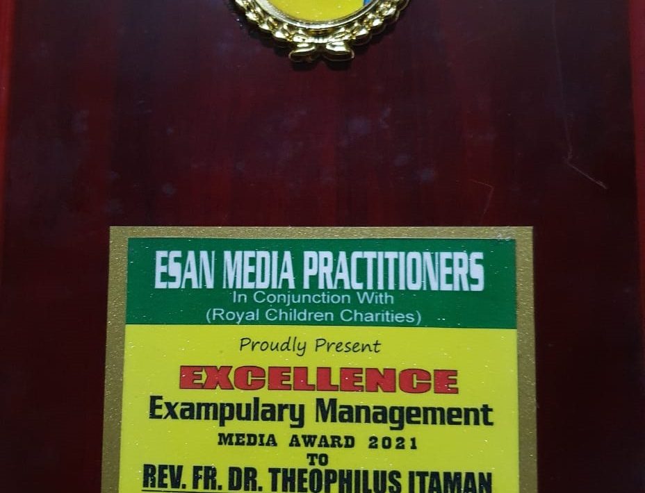 award of excellence exemplary management by esan media practioners and royal children charities